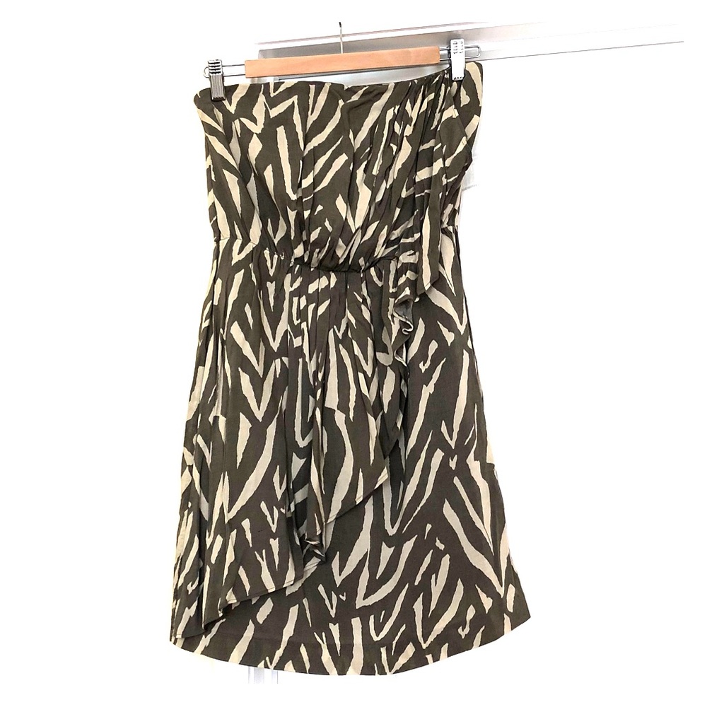 Strapless dress